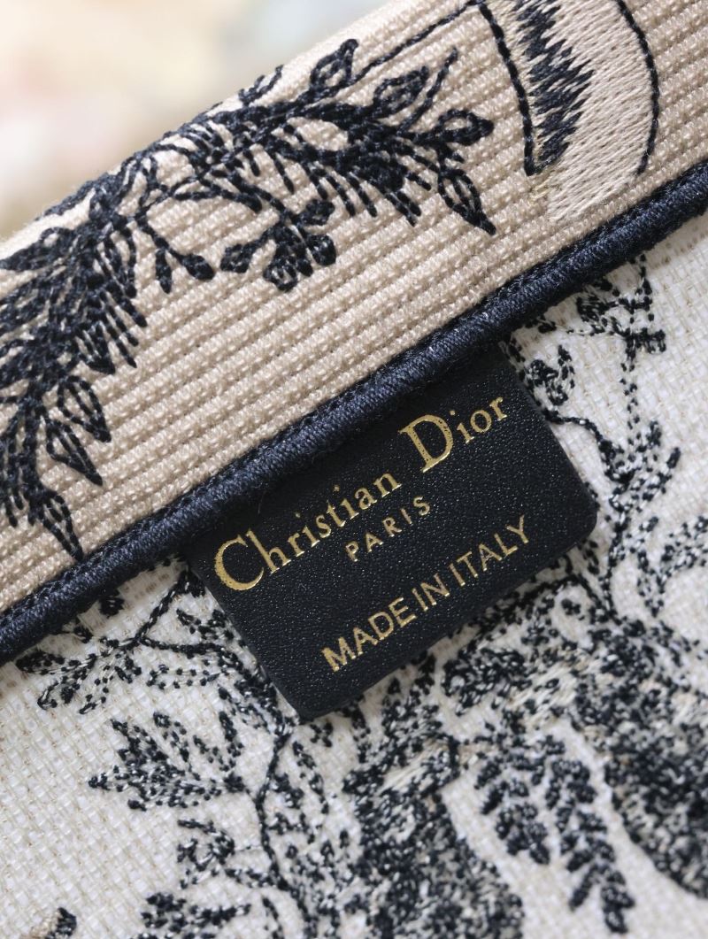 Christian Dior Shopping Bags